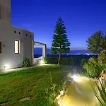 فيلة Naxos Bella Vista